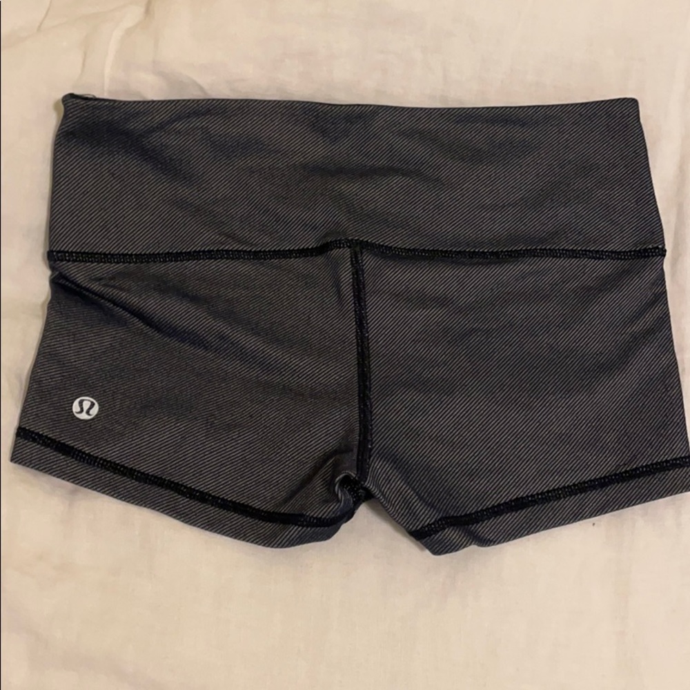 Lululemons active shorts